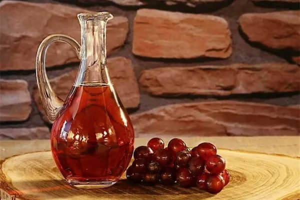 خرید و قیمت بهترین انواع سرکه کشمش